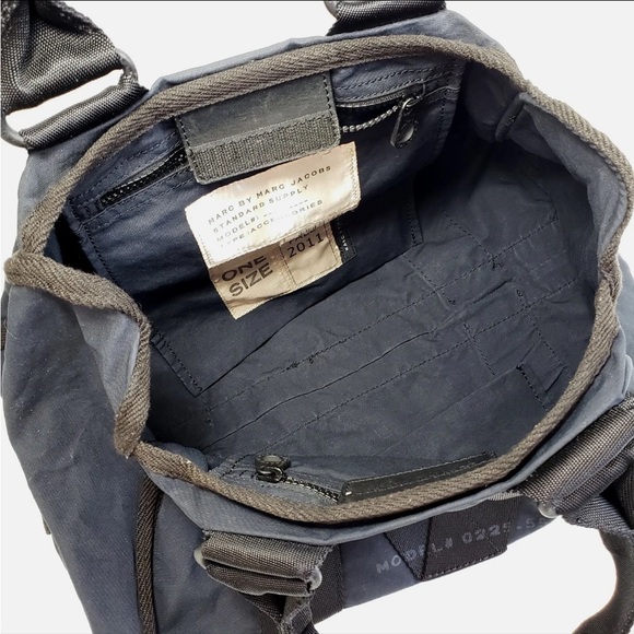 MARC JACOBS 🗽FINAL!Logo MJ tote carry along bag RARE!VGUC easygoin fun! CHIC AF - Picture 8 of 16